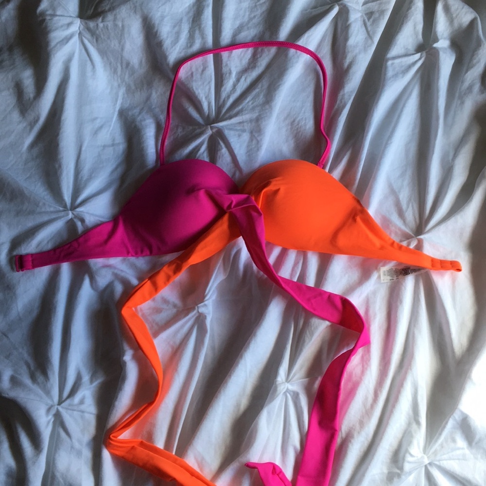 VS Halter Bikini Top